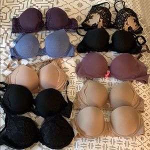 Assortment of Victoria’s Secret bras